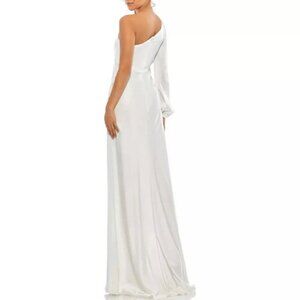 Mac Duggal White One-Shoulder Long Sleeve Satin Gown
